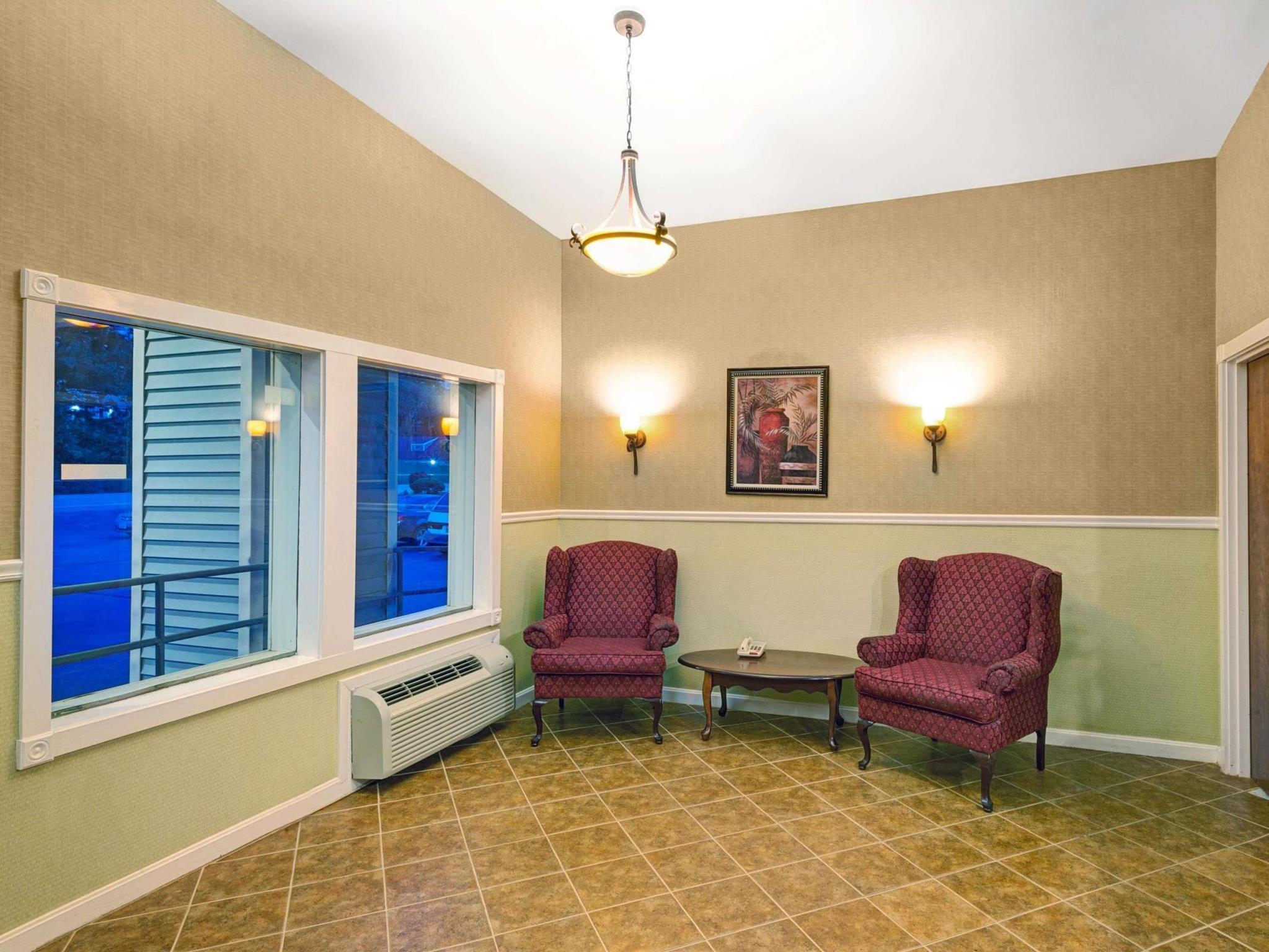 Days Inn By Wyndham Kittery Bagian luar foto