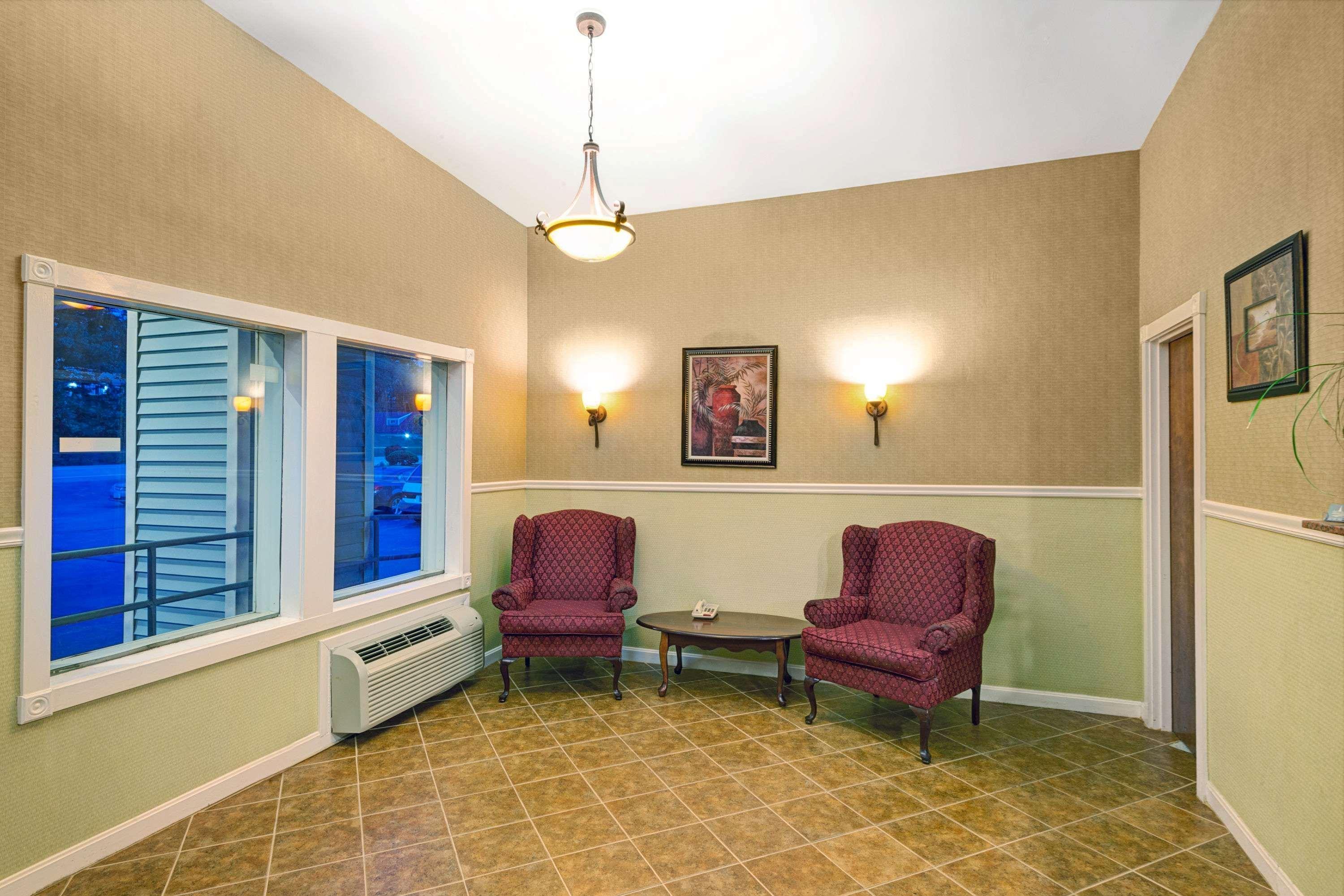 Days Inn By Wyndham Kittery Bagian luar foto